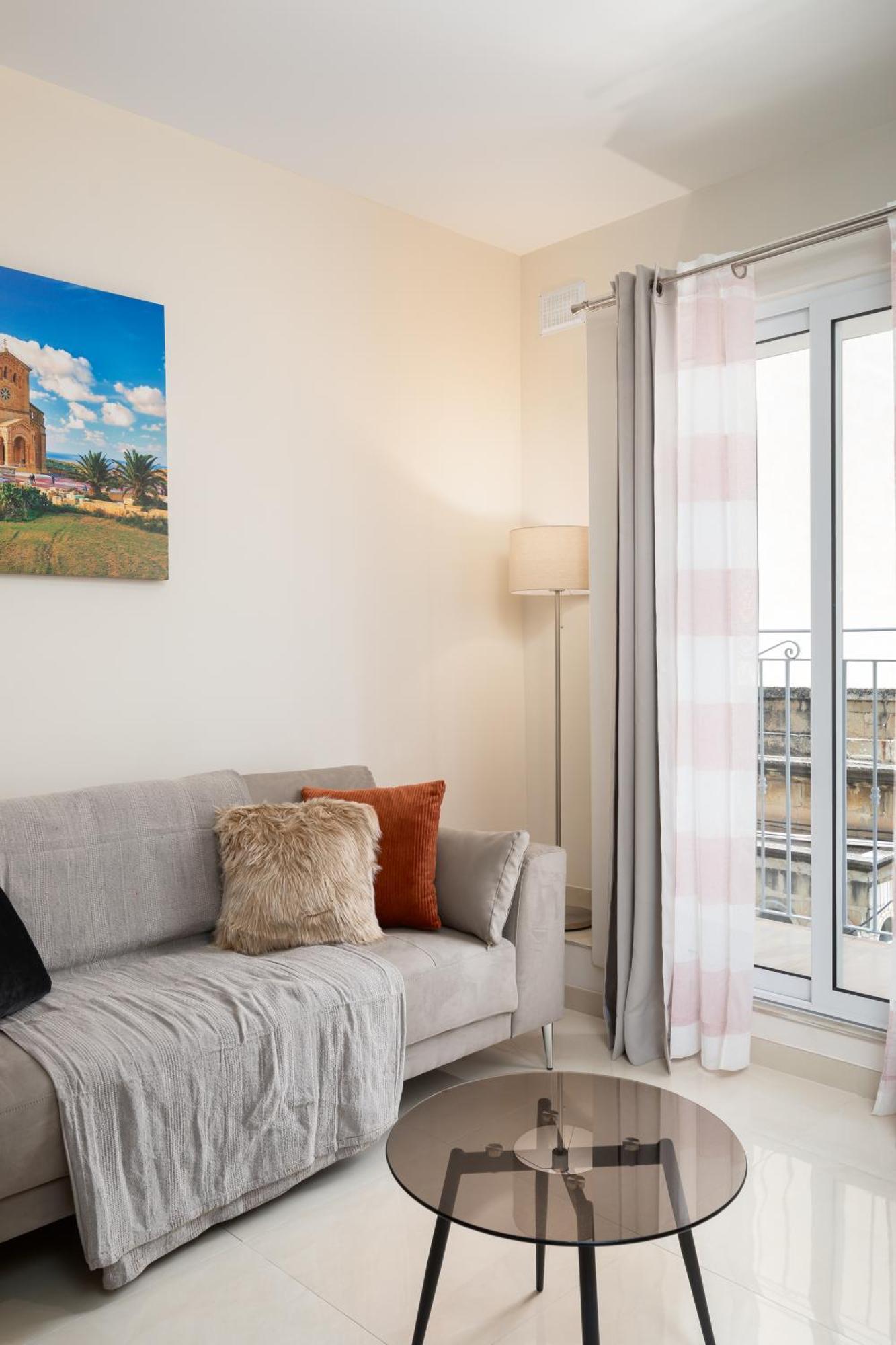 Edka Suites - Modern Sunlit 2Bd Apartments With Balconies - Close To Sliema Promenade, St Julian'S & St Georges Bay Gzira 外观 照片